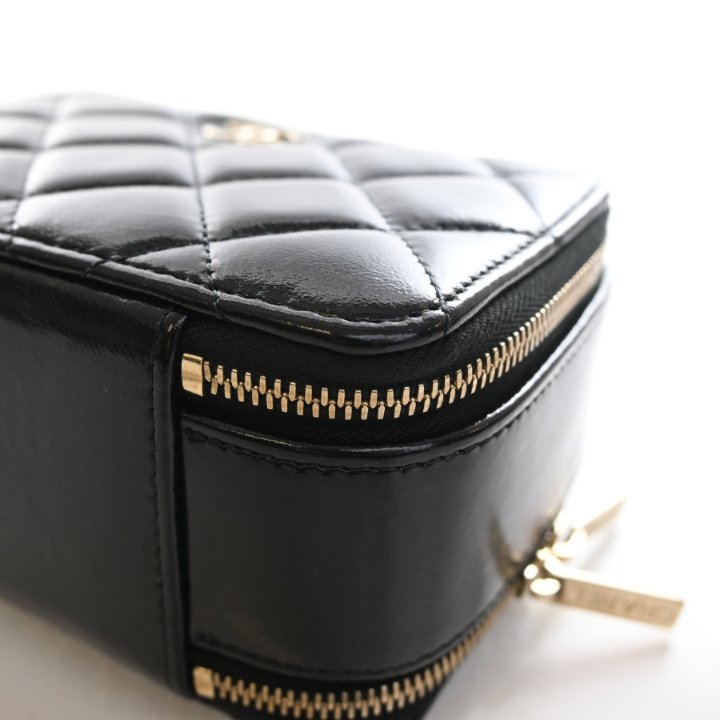 Chanel Double Zip CC Vanity Case Mini Handbag - Black Glazed