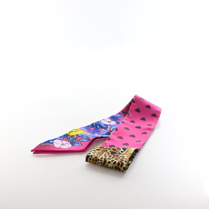 Hermes Jungle Love Silk Twilly - Luxe Du Jour