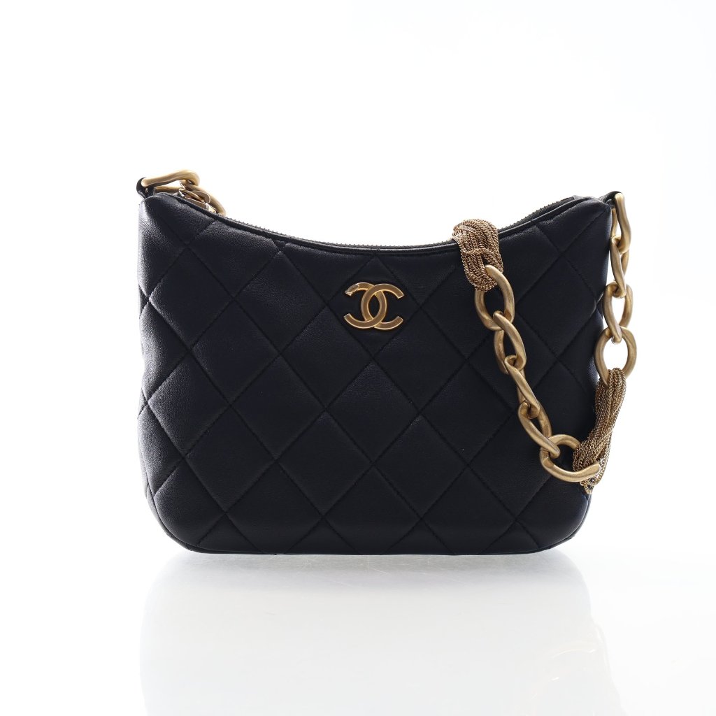 Chanel Small Lambskin CC Mixed Chain Link Zip Hobo bag - Luxe Du Jour